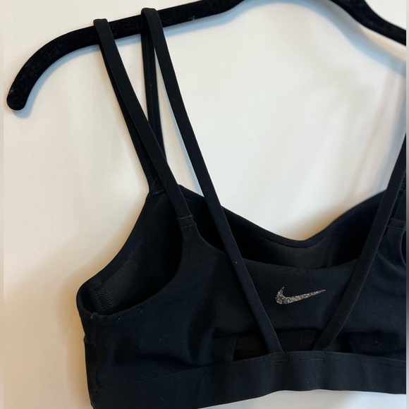 Nike dri fit Black strappy Sports Bra size small - Picture 5 of 7